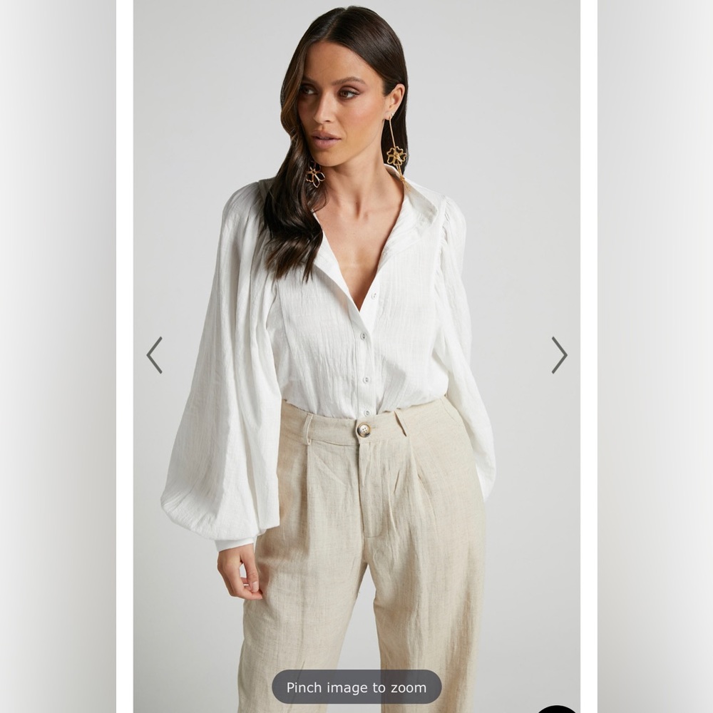 Showpo Sonyeta Balloon Sleeve Blouse - Picture 4 of 9
